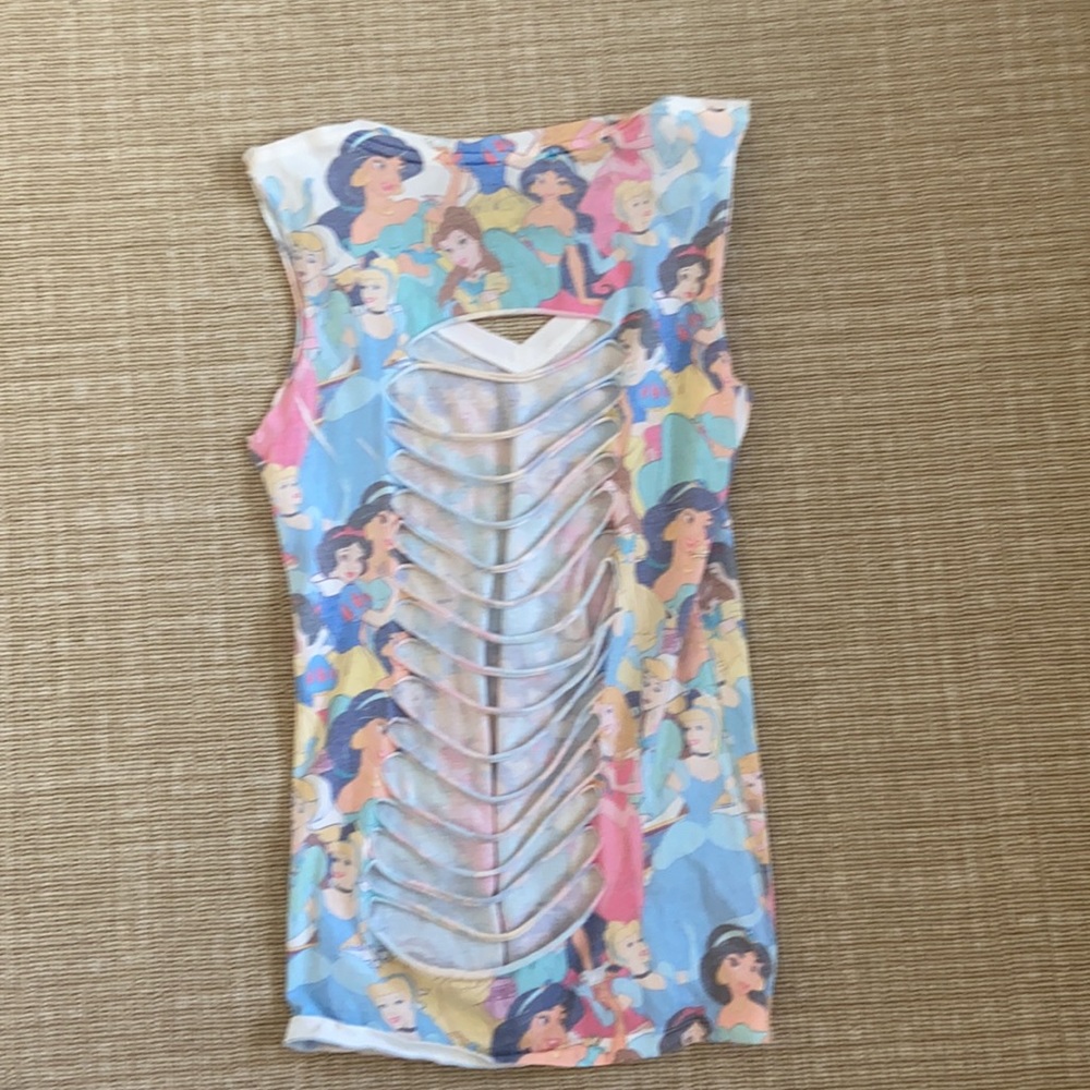 Princess tunic - Picture 3 of 3